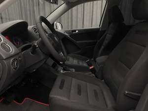 Внедорожник Volkswagen Tiguan 2009 года, 850000 рублей, Красноярск