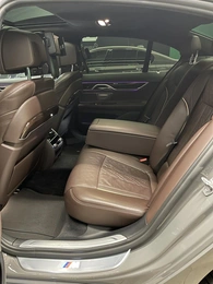 Седан BMW 7 серия 2019 года, 6500000 рублей, Красноярск