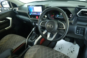 Внедорожник Toyota Raize 2020 года, 1849000 рублей, Омск