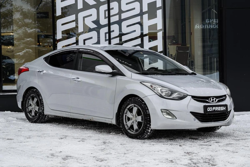 Седан Hyundai Avante 2012 года, 750000 рублей, Ульяновск