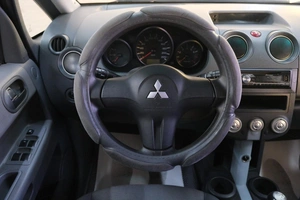 Хетчбэк Mitsubishi Colt 2006 года, 589000 рублей, Омск
