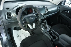 Внедорожник Kia Sportage 2013 года, 1499000 рублей, Омск