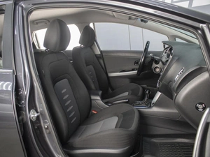 Хетчбэк Kia Ceed 2013 года, 1110000 рублей, Омск