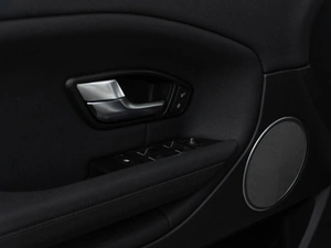 Внедорожник Land Rover Range Rover Evoque 2017 года, 2649999 рублей, Москва