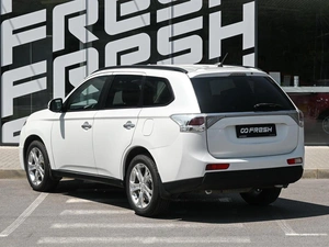 Внедорожник Mitsubishi Outlander 2013 года, 1339000 рублей, Волгоград