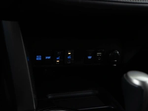 Внедорожник Toyota RAV4 2015 года, 2193055 рублей, Москва