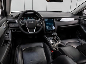 Лифтбек JAC J7 2023 года, 1140000 рублей, Краснодар