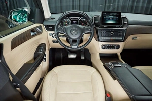 Внедорожник Mercedes-benz GLE-класс Coupe 2016 года, 5600000 рублей, Красноярск