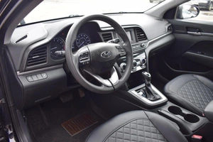 Седан Hyundai Elantra 2018 года, 1480000 рублей, Ярославль