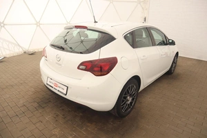 Хэтчбек 4 дв. Opel Astra 2012 года, 780000 рублей, Орёл