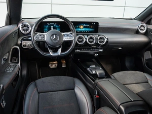 Седан Mercedes-benz CLA-класс 2020 года, 3100000 рублей, Краснодар