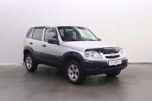 Внедорожник Chevrolet Niva 2019 года, 820000 рублей, Брянск