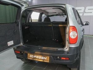 Внедорожник Chevrolet Niva 2013 года, 454000 рублей, Сургут