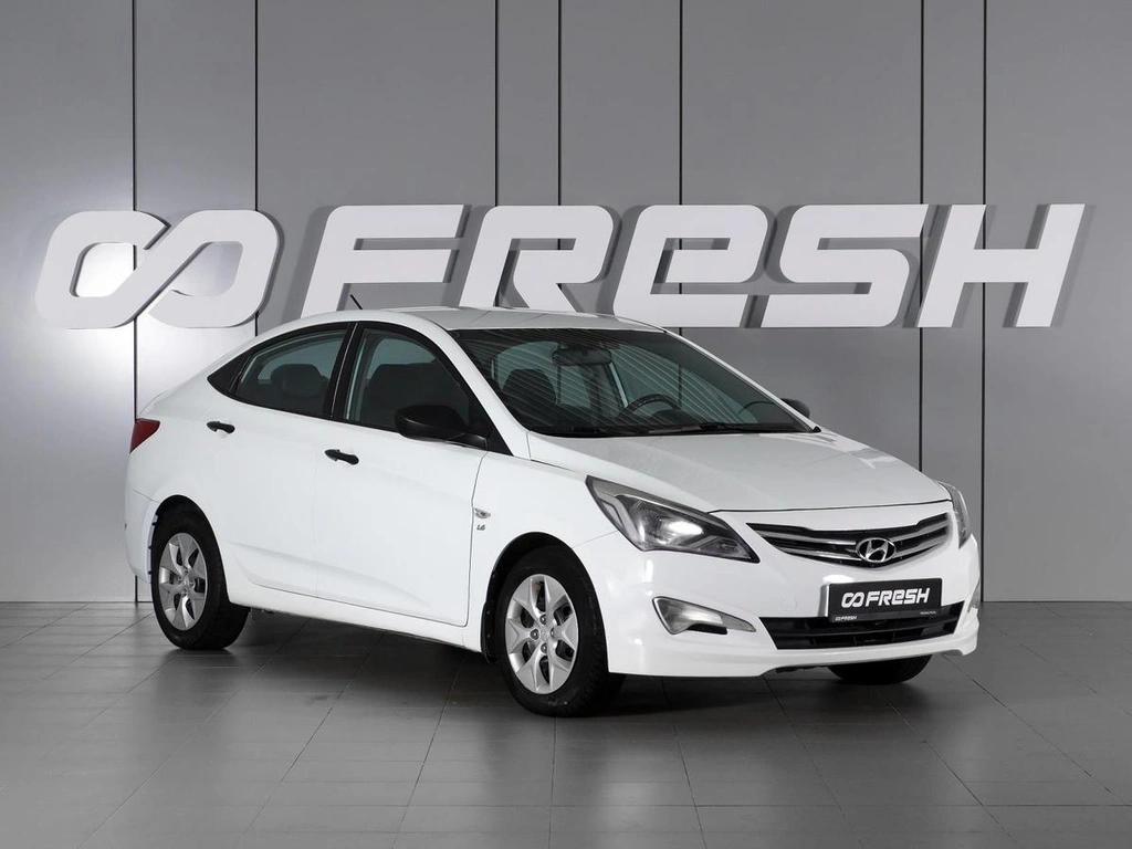 Седан Hyundai Solaris 2015 года, 1070000 рублей, Минеральные Воды