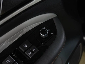 Минивэн Forthing M4 Yacht 2023 года, 2519000 рублей, Воронеж