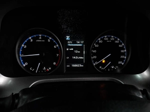 Внедорожник Toyota RAV4 2015 года, 1834000 рублей, Воронеж