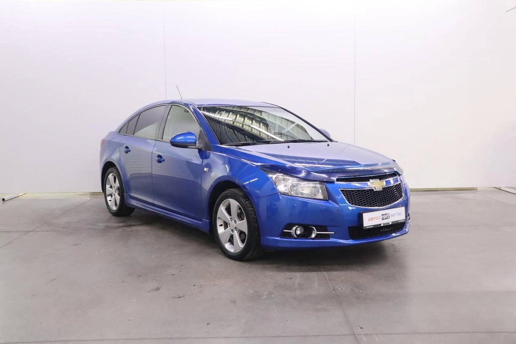 Седан Chevrolet Cruze 2011 года, 770000 рублей, Брянск