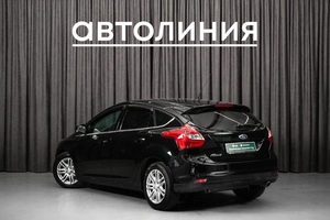 Хетчбэк Ford Focus 2011 года, 799000 рублей, Красноярск