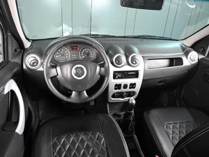 Седан Renault Logan 2013 года, 540000 рублей, Аксай