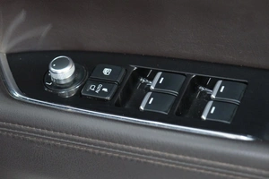 Внедорожник Mazda CX-8 2019 года, 3319000 рублей, Омск