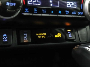 Внедорожник Toyota RAV4 2021 года, 3895000 рублей, Красноярск