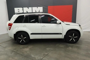 Внедорожник Suzuki Grand Vitara 2011 года, 1280000 рублей, Курск