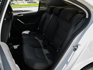Седан Volkswagen Jetta 2014 года, 1040000 рублей, Волгоград