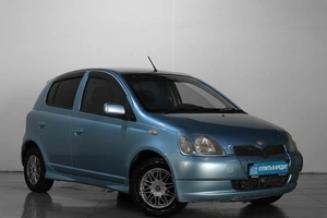 Хетчбэк Toyota Vitz 2001 года, 379000 рублей, Челябинск