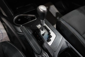 Внедорожник Toyota RAV4 2016 года, 2259000 рублей, Новокузнецк