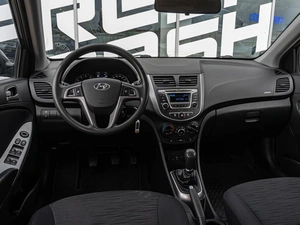 Седан Hyundai Solaris 2016 года, 1100000 рублей, Краснодар