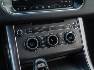 Внедорожник Land Rover Range Rover Sport 2017 года, 4300000 рублей, Краснодар