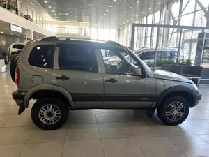 Внедорожник Chevrolet Niva 2006 года, 370000 рублей, Орёл