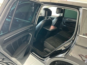 Внедорожник Volkswagen Tiguan 2018 года, 2800000 рублей, Смоленск