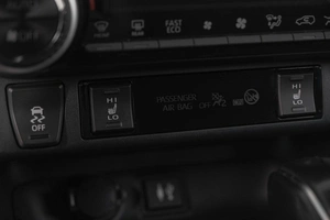 Внедорожник Toyota RAV4 2020 года, 3699000 рублей, Кемерово