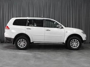Внедорожник Mitsubishi Pajero Sport 2010 года, 1599000 рублей, Тюмень