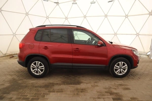 Внедорожник Volkswagen Tiguan 2011 года, 1560000 рублей, Обнинск