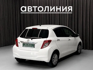 Хетчбэк Toyota Vitz 2012 года, 679000 рублей, Красноярск