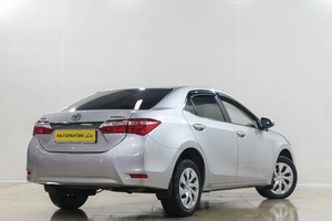 Седан Toyota Corolla 2014 года, 1199000 рублей, Новокузнецк