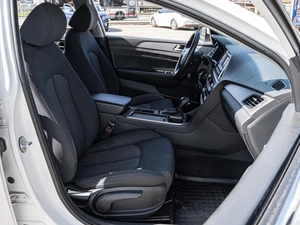 Седан Hyundai Sonata 2019 года, 1691000 рублей, Краснодар