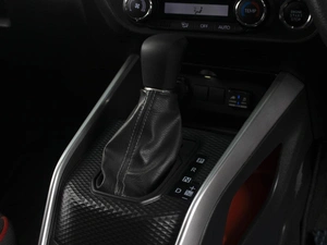 Внедорожник Daihatsu Rocky 2021 года, 1560000 рублей, Омск