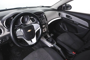 Седан Chevrolet Cruze 2012 года, 719000 рублей, Пермь