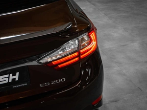 Седан Lexus ES 2015 года, 2399000 рублей, Тюмень