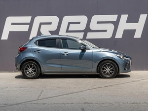 Хетчбэк Mazda Demio 2016 года, 999000 рублей, Краснодар