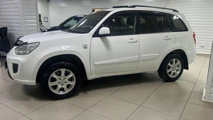 Внедорожник Chery Tiggo (T11) 2015 года, 649000 рублей, Ачинск