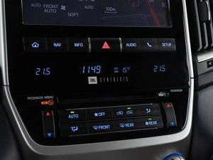 Внедорожник Toyota Land Cruiser 2017 года, 5679000 рублей, Москва