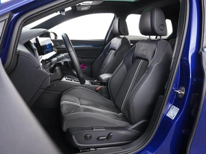 Хетчбэк Volkswagen Golf 2022 года, 2798444 рублей, Москва