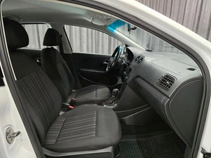 Седан Volkswagen Polo 2018 года, 885000 рублей, Красноярск