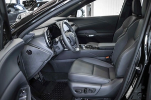 Внедорожник Lexus RX 2023 года, 8899999 рублей, Москва