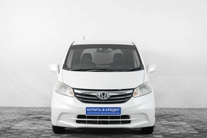 Минивэн Honda Freed 2014 года, 1199000 рублей, Кемерово