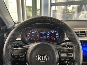 Седан Kia Rio 2018 года, 970000 рублей, Уфа